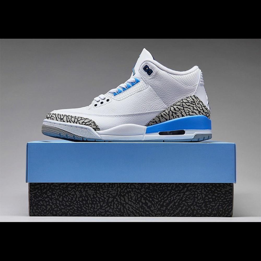 Air jordan 3 unc size 5.5y GS